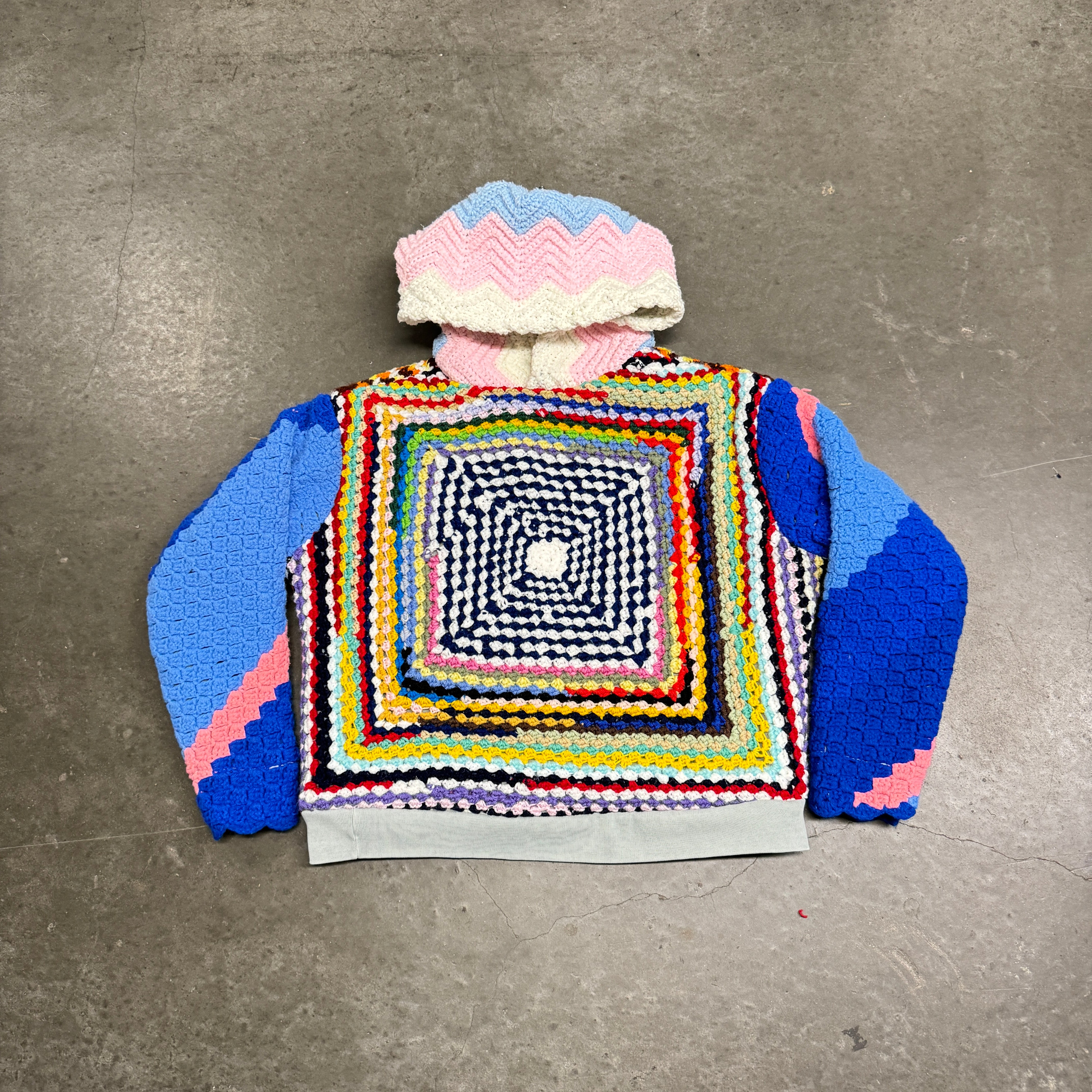 Crochet hoodie [M/L]
